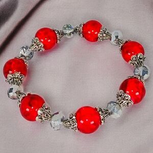Cherry Red Crackle Glass & Metallic Silver Stretch Bracelet Y2K Streetwear 00s